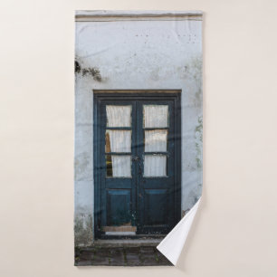 TOALHA DE BANHO PAINEL DE PORTA DE MADEIRA AZUL NA CONSTRUÇÃO BR