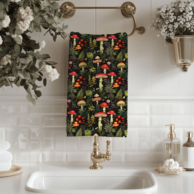 Toalha de Banho Vida Rural Cogumelos em Cores Quen (Rural Life Bath Towel Mushrooms in Warm Colors)