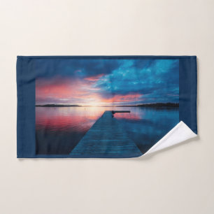 Toalha De Mão Belo pôr do sol em um lago calmo