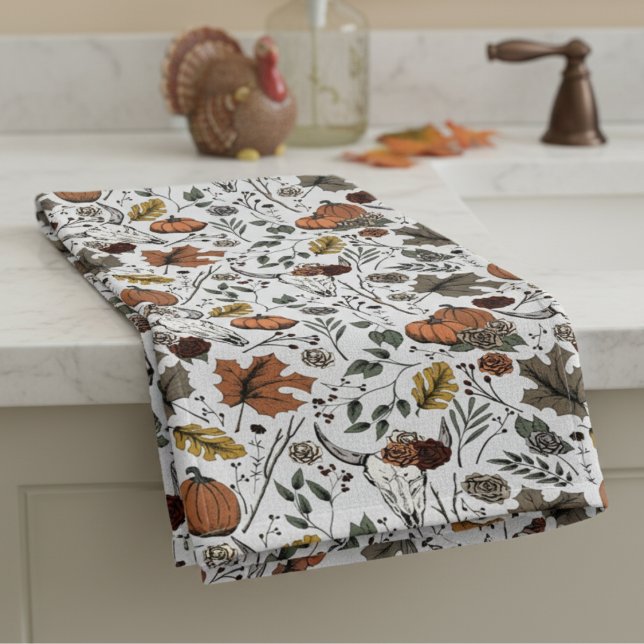 Toalha De Mão Colheita e Cornos Rosa (Elegant Southwestern Fall Harvest  & Cow Skulls, Roses Pattern in Light Gray. Burnt Orange Pumpkins)