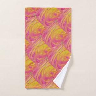 Toalha De Mão Cor-de-rosa salmonal com design de arte laranja