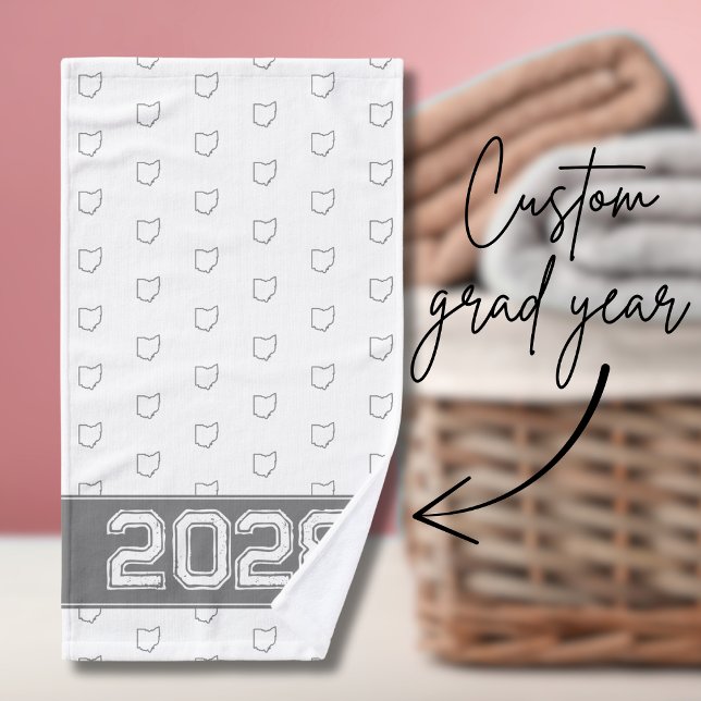 Toalha De Mão Ohio Buckeye Cinzas e White (This grey and white Ohio hand towel is perfect for graduates. Customize with their graduation year!)
