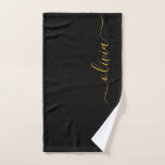 Toalha De Mão Ouro Preto Moderno Nome de Monograma de Letra Femi<br><div class="desc">Toalhas de banheiro com Monograma de Letra Simples Preto e Dourado. Isso faz o presente perfeito de aniversário de 16 anos,  casamento,  chá de noiva,  aniversário de casamento,  chá de bebê ou festa de despedida de solteira para alguém que ama luxo glamoroso e estilos chiques.</div>