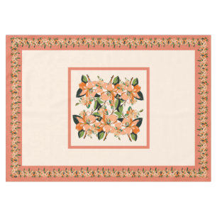 Toalha de mesa Apricot Azalea on Cream 152cm x 214