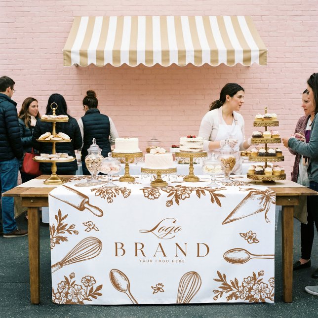 Toalha De Mesa Baking Utensils Bakery Logo Market Booth Sign (Baking Utensils Bakery Logo Market Booth Sign Tablecloth)