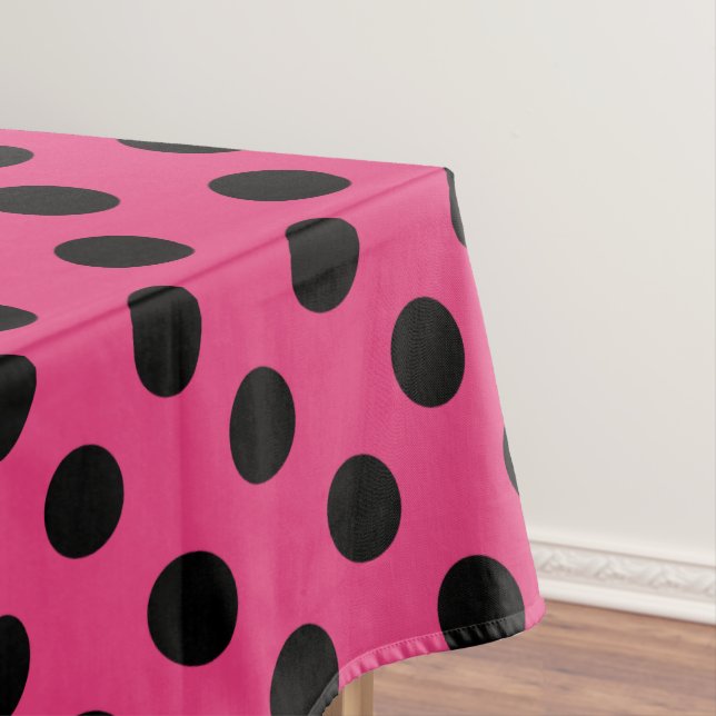 Toalha De Mesa Bolinhas negras na fúcsia (Posição Original)