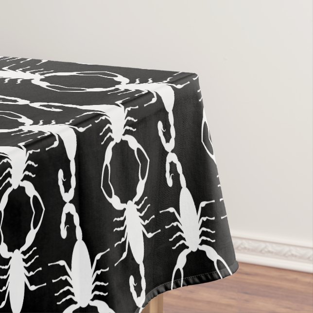 Toalha De Mesa Casamento Branco Gótico Escorpiões Estampados (Posição Original)