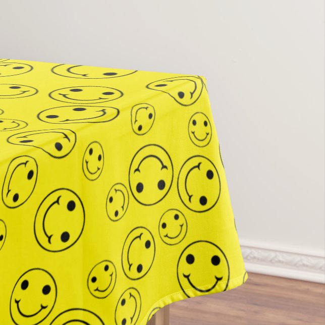 Toalha De Mesa Feliz Emoji Encara Amarelo (Posição Original)
