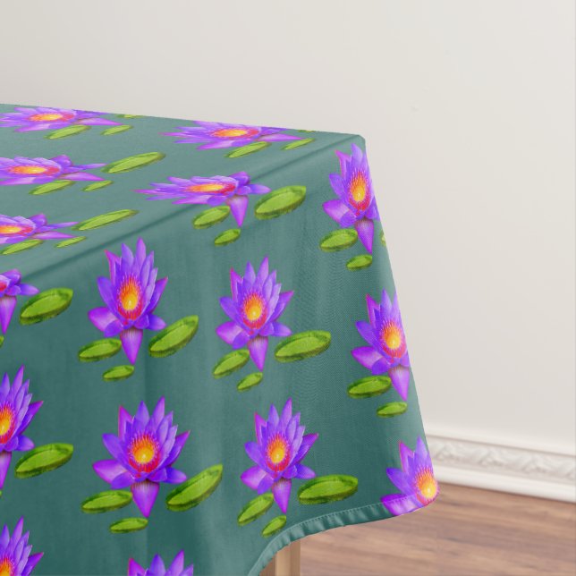 Toalha De Mesa Flores de Lótus Roxo & Almofadas de Lírio em Verde (Posição Original)
