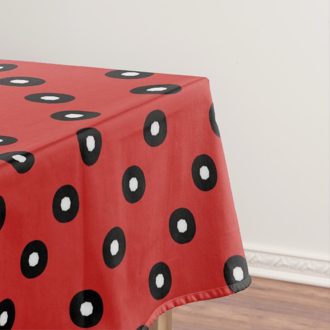 Toalha De Mesa Fundo Vermelho Bolinhas Preto/Branco (Alterável) (Posição Original)