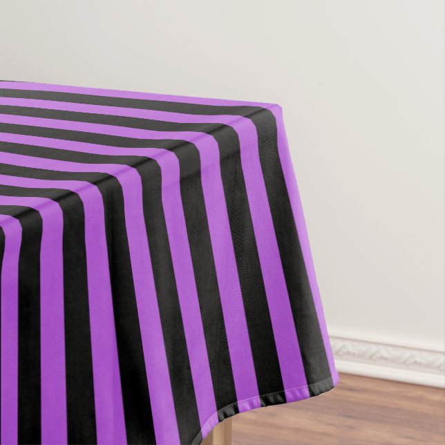 Toalha De Mesa Halloween Veneno Roxo e Preto  (Posição Original)