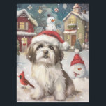 Toalha De Mesa Havanese Winter Wonderland Christmas Joy<br><div class="desc">Este design festivo captura o espírito alegre da época de férias, apresentando um adorável filhote vestindo um chapéu de Papai Noel. O cachorro está aninhado numa terra maravilhosa de inverno, completo com um boneco de neve, uma árvore de Natal decorada, e presentes lindamente envoltos. Os flocos de neve caem suavemente,...</div>