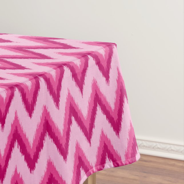 Toalha De Mesa Ikat Chevron Stripes - Fuchsia e rosa pálido (Posição Original)