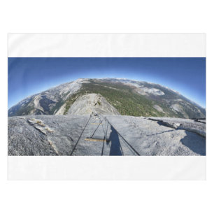 Toalha De Mesa Meia pomba olhando para baixo dos cabos - Yosemite