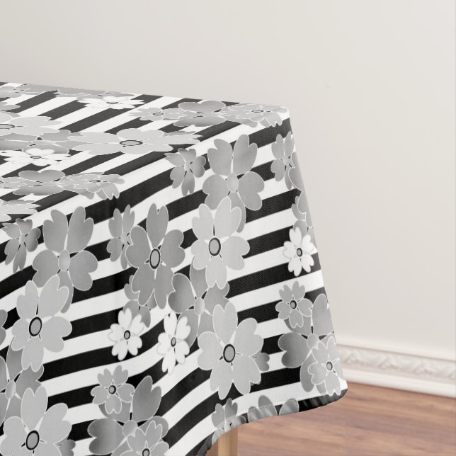 Toalha De Mesa Padrão floral preto e branco retro stripteado (Posição Original)