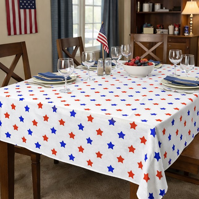 Toalha De Mesa Padrão Moderno de Estrela Vermelha e Azul (A table cloth with red and blue stars on a white background.)