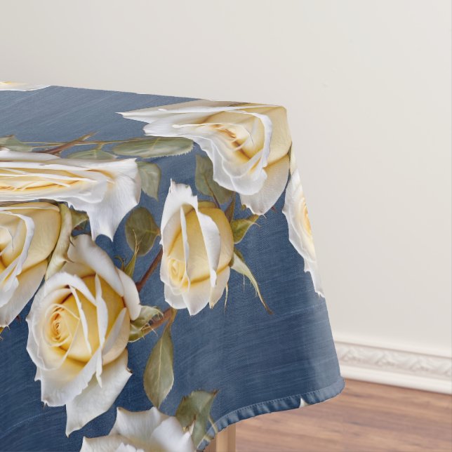 Toalha De Mesa Rosas Brancas Delicadas e Amarelo Pálido (Posição Original)