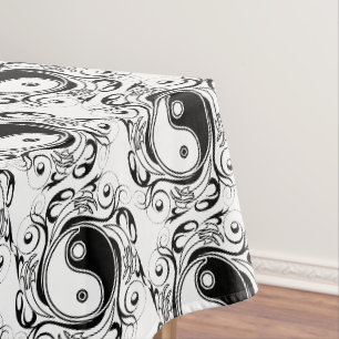 Toalha De Mesa Símbolo Yin & Yang Preto e Branco Estilo Tatuagem