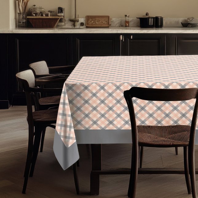 Toalha De Mesa Tablecloth de Verificação de Pêssego Coral no Esti (Coral Peach Check Tablecloth in Modern Plaid Style)