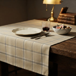 Toalha De Mesa Xadrez Bege Neutro em Quadros Escoceses