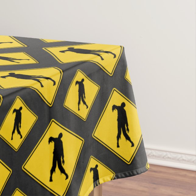 Toalha De Mesa Zombie Warning Halloween (Posição Original)