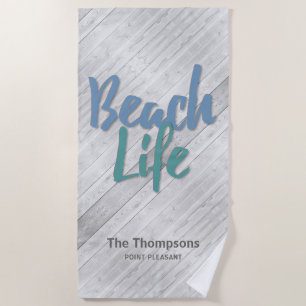 Toalha De Praia Beach Life com nome e localização em doca de mad