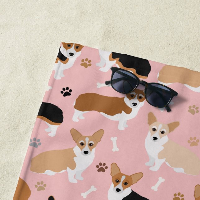 Toalha De Praia Corgi Dog Paws e Bones Beach Towel (In Situ)
