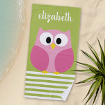 Toalha De Praia Coruja de Cartoon Bonita - Rosa e Verde limão<br><div class="desc">Uma coruja moderna e simples com cores modernas. Você pode adicionar um nome,  um monograma ou outro texto personalizado. Se precisar mover a arte,  clique no botão personalizar para fazer alterações.</div>