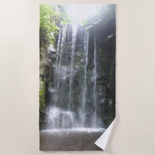 Toalha de praia da cachoeira