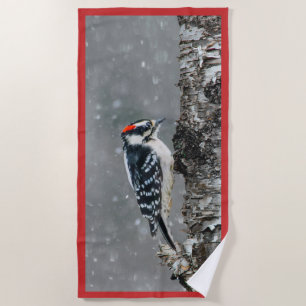 Toalha De Praia Downy Woodpecker em Neve - Foto Original