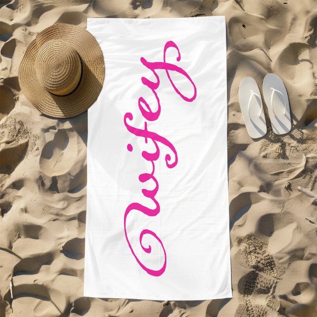 Toalha De Praia Esposa de Noiva Rosa, Nova Esposa (Cute pink wifey wife newlywed honeymoon towel. )