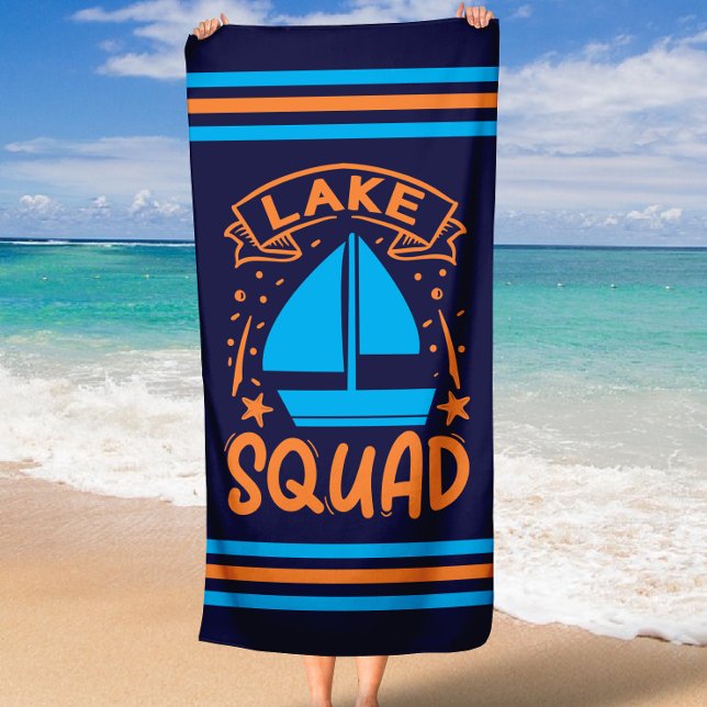 Toalha De Praia Esquadrão do Lago de Barcos de Verão com Limite de (Summer Boat Lake Squad with Stripe Border Beach Towel)