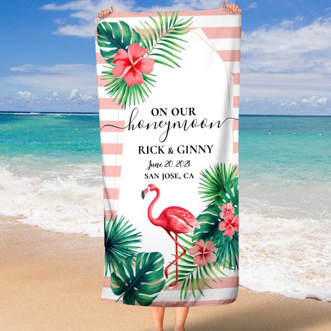 Toalha De Praia Folhas Tropicais Rosa Flamingo Stripes Lua de Honr (Pink Flamingo Tropical Leaves Stripes Honeymoon Beach Towel)