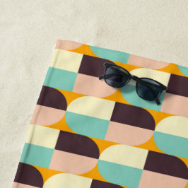 Toalha De Praia Geometric pattern with overlapping half-circles