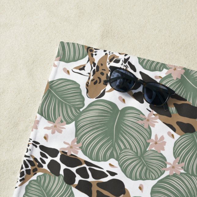 Toalha De Praia Giraffe Animal Tropical Leaf Jungle Patterno (In Situ)