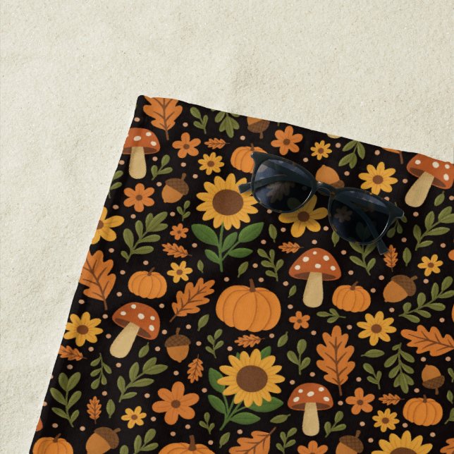 Toalha De Praia Hand Drawn Rustic Fall Pattern Beach Towel (In Situ)