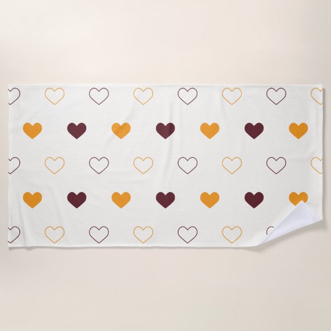 Toalha De Praia Heart Pattern with Orange & Brown Hearts (Frente)