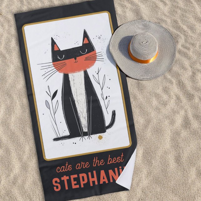 Toalha De Praia Ilustração de Gato Ortodia Personalizada (Quirky black, orange and white cat illustration on personalized beach towel.)