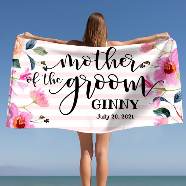 Toalha De Praia Mãe Floral do Casamento Personalizado (Floral Mother of the Groom Personalized Wedding Beach Towel)