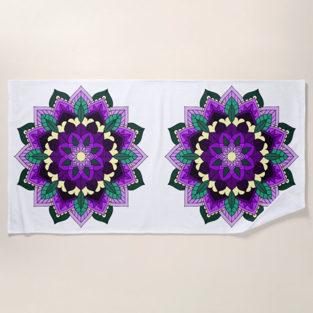 Toalha De Praia Mandala Padrão 02 em roxo (Frente)