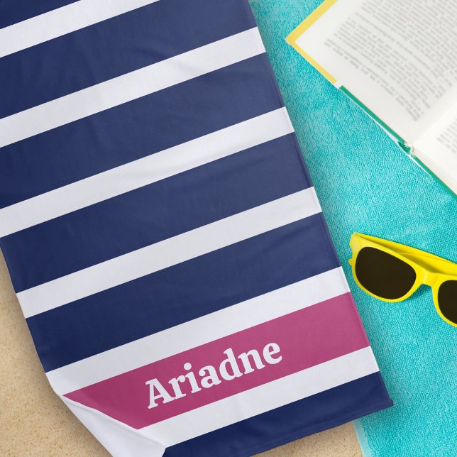 Toalha De Praia Monograma branco-cor-de-rosa-azul riscado (Criador carregado)