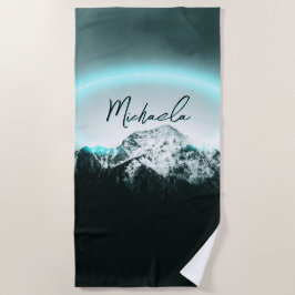 Toalha De Praia Monograma de luz neon azul misterioso da montanha 