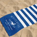 Toalha De Praia Monograma do Azul de Baleia Náutico<br><div class="desc">Beach Vibes in Cheio Swing: Torres Monográficas de Stripe de Baleia Náutica Entram no balanço da praia vivendo com estas Torres de Praia Monograma de Stripe de Baleia Náutica! Envolvendo com charme costeiro, nossas toalhas oferecem a combinação perfeita de conforto e estilo. São o acessório perfeito para viagens de praia...</div>