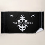 Toalha De Praia Náutica Náutica de Ancoragem de Roda do Navio do N<br><div class="desc">Toalha de praia barco náutica lendo seu nome de barco personalizado cercado pelo poço de um navio e ancorando em preto e branco moderno com gaivotas.</div>