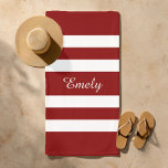 Toalha De Praia Nome Padrão Red Strike Vermelho Moderno<br><div class="desc">Nome Modern Red Striped Pattern Beach Towel.</div>