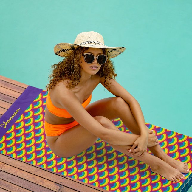 Toalha De Praia Nome Personalizado da Escala Mermaid do Arco-Íris (Criador carregado)