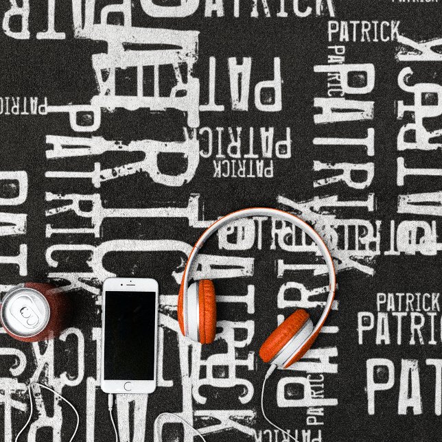 Toalha De Praia Nomes de Tipografia Personalizada em Preto (modern pattern of white names on black background)