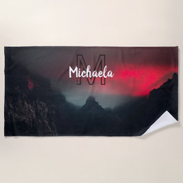 Toalha De Praia Nuvens a arder, nevoeiro e monograma das montanhas