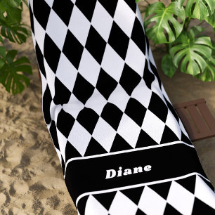 Toalha De Praia Padrão de Diamante Preto e Branco Personalizado