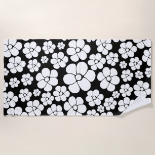 Toalha De Praia Padrão de Flor Retroativo em Branco em Preto